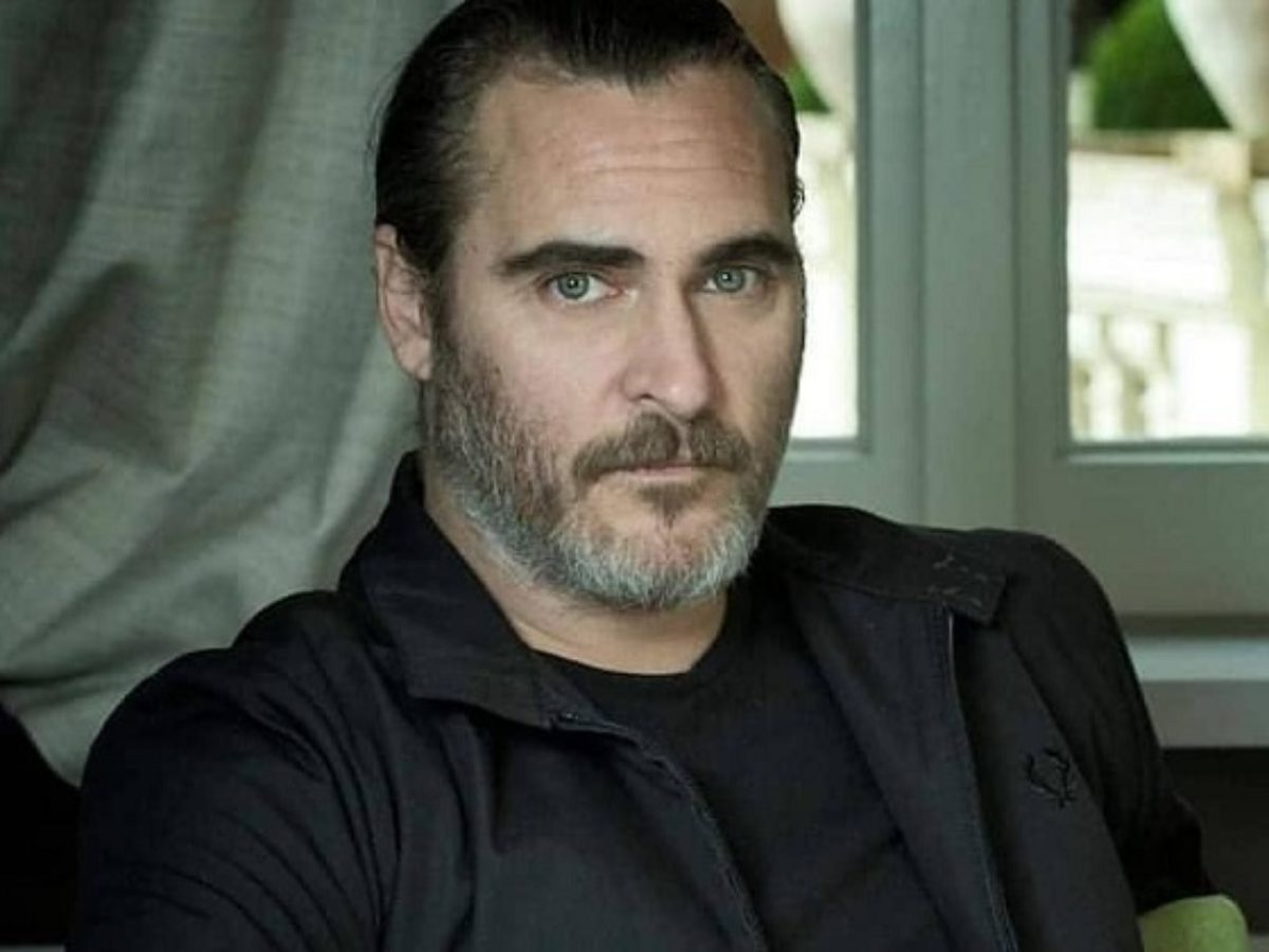 Joaquim Phoenix diz que não vai forçar seu filho a ser vegano - PORTAL VEG